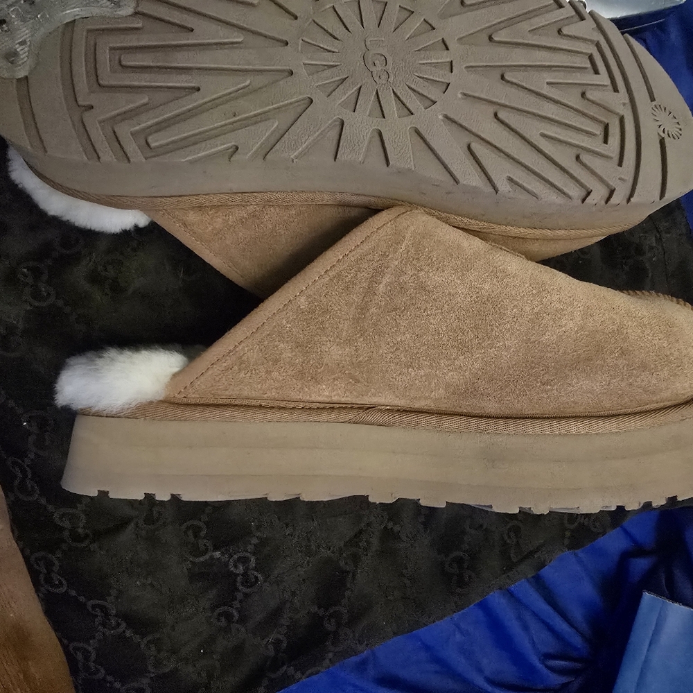 UGG Discoquette Genuine Shearling Slide Slippers in Chestnut 11